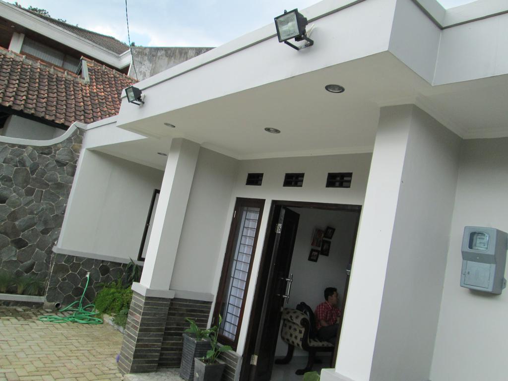 Elenor's Home Bandung Eksteriør bilde